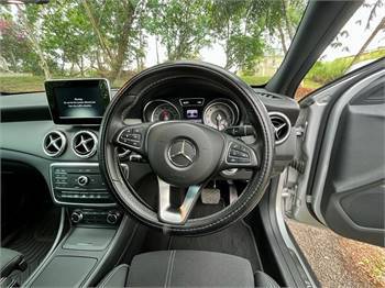 Mercedes-Benz GLA200